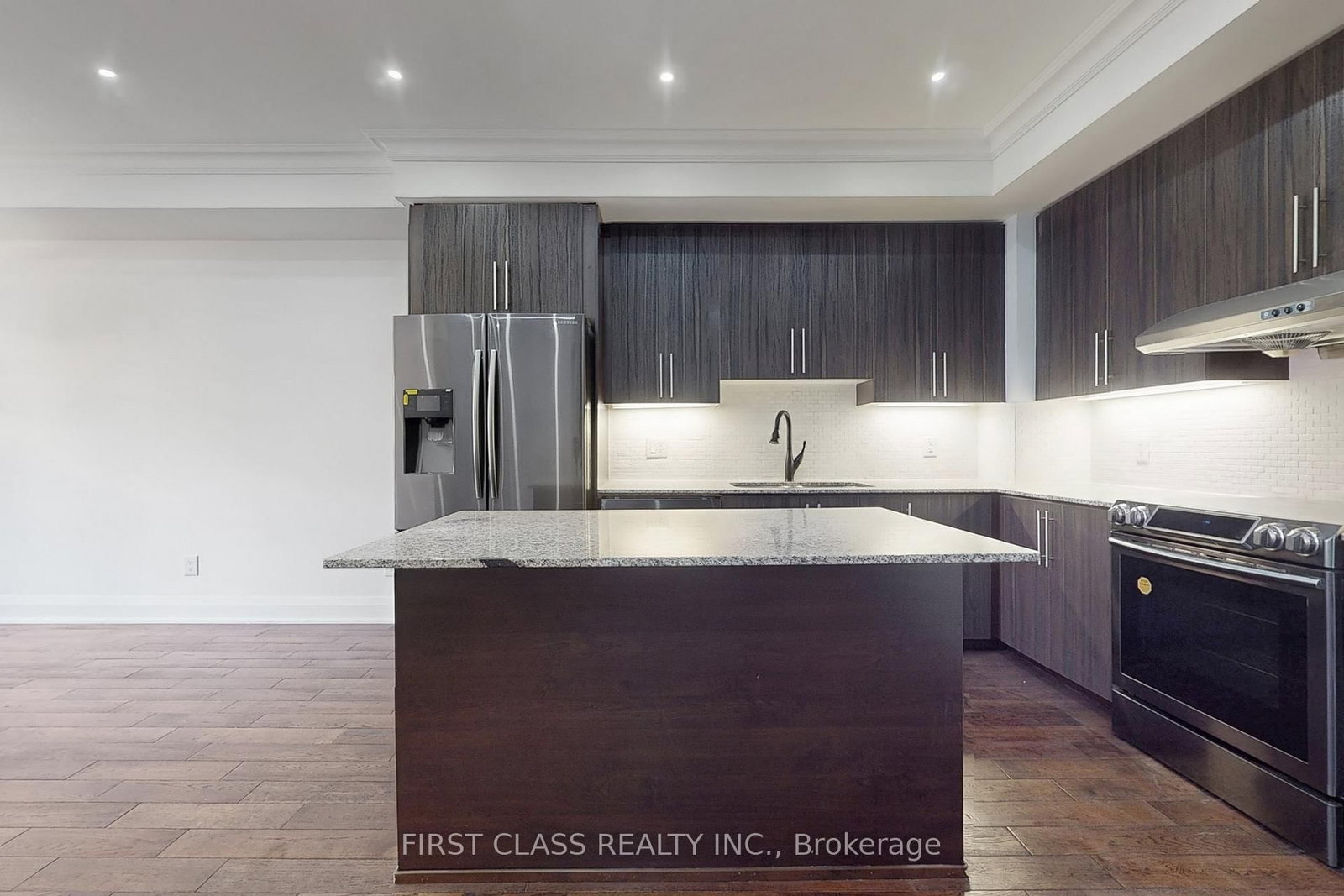 Townhouse for sale at TH 28-9 Oakburn Crescent, Toronto, Ontario, M2N 2T5 - Willowdale East - MLS: C12753076