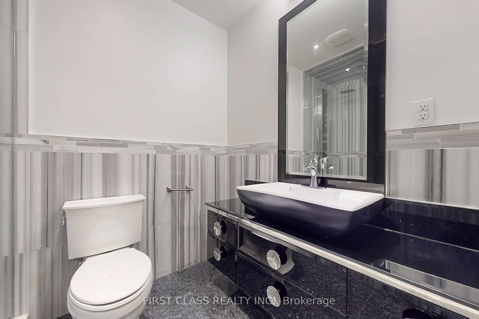 Townhouse for sale at TH 28-9 Oakburn Crescent, Toronto, Ontario, M2N 2T5 - Willowdale East - MLS: C12753076