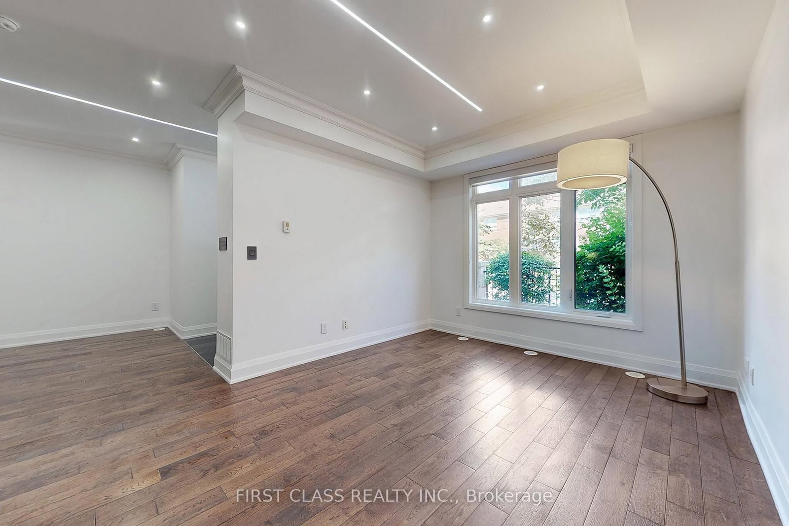 Townhouse for sale at TH 28-9 Oakburn Crescent, Toronto, Ontario, M2N 2T5 - Willowdale East - MLS: C12753076