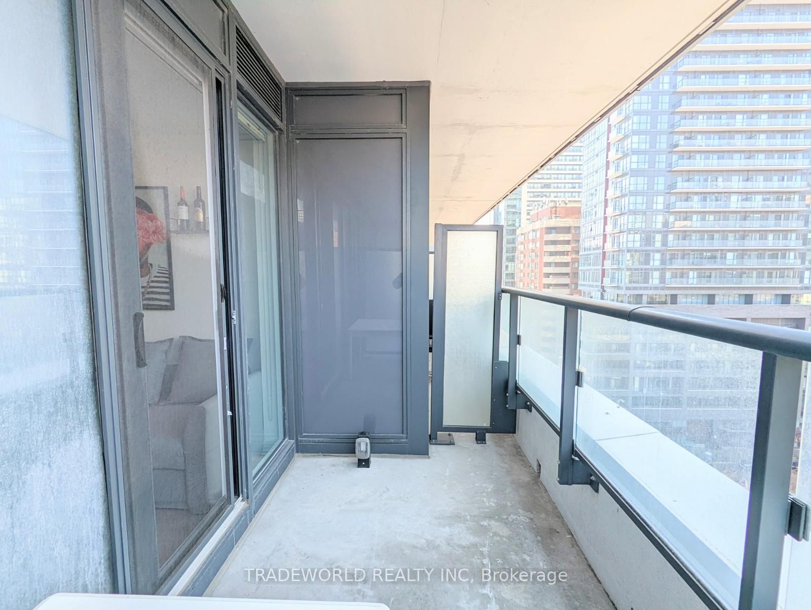 251 Jarvis Street, Unit 932 - Photo 16
