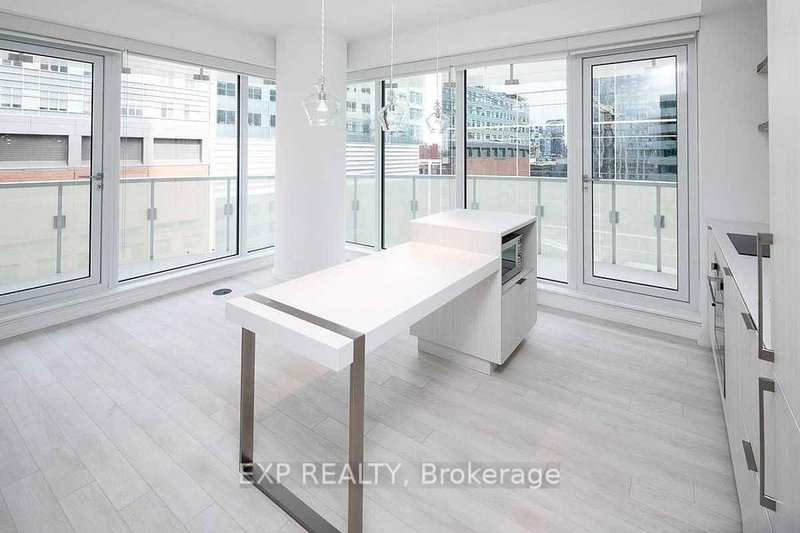 2205 - 197 Yonge St, Toronto, M5B 0C1 | Image 3