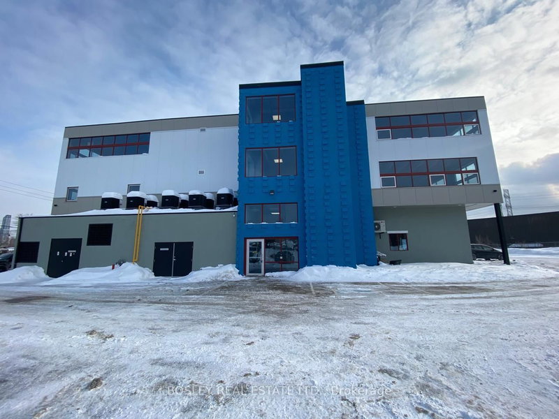 208 - 45 Industrial St, Toronto, M4G 1Z2 | Image 2