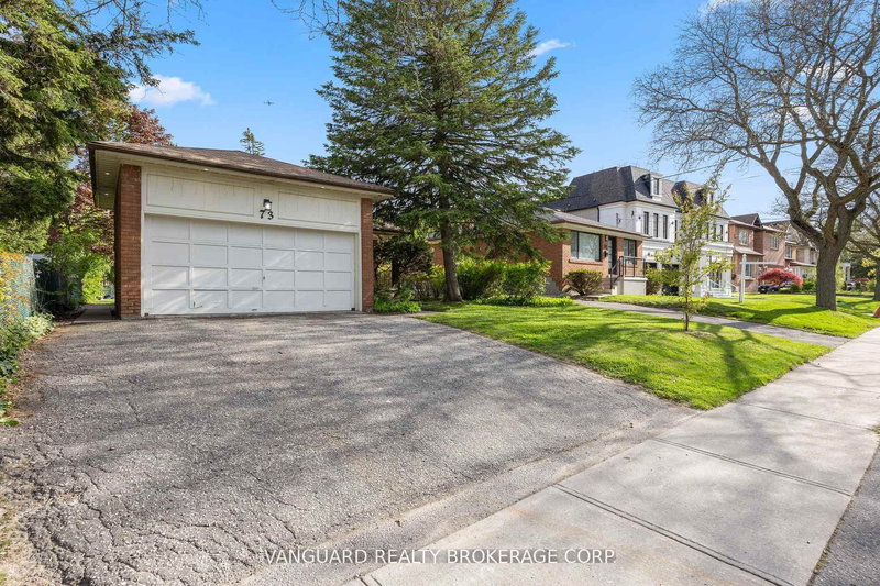 Main - 73 Centre Ave, Toronto, M2M 2L5 | Image 2