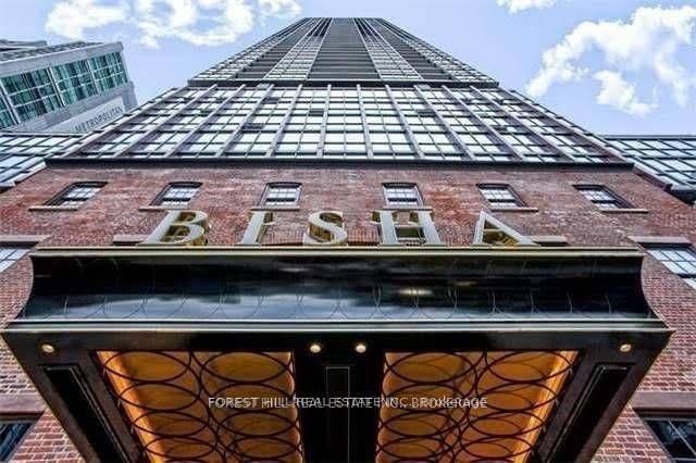 1902 - 88 Blue Jays Way