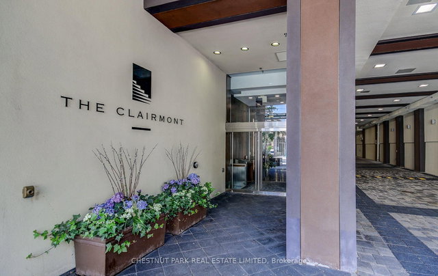 302 - 1430 Yonge Street