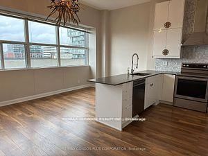 904 - 700 King Street W