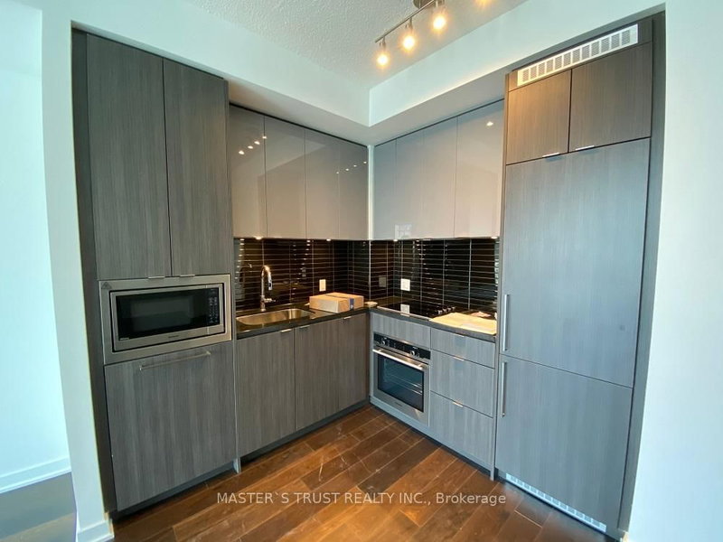 2509 - 125 Blue Jays Way, Toronto, M5V 0C4 | Image 2