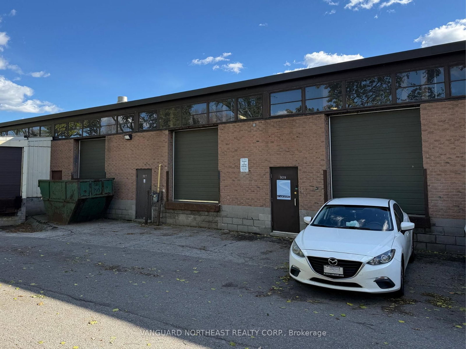 325-331 Lesmill Road - Photo 9