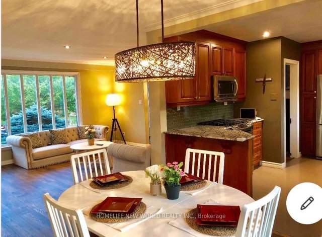 1-Bedroom - 30 Castlegrove Boulevard