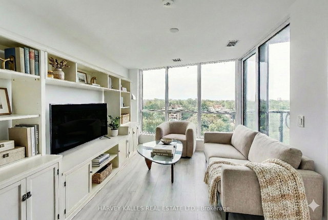 515 - 585 Bloor Street E