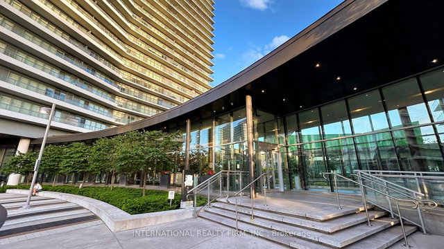 1907 - 117 Mcmahon Drive