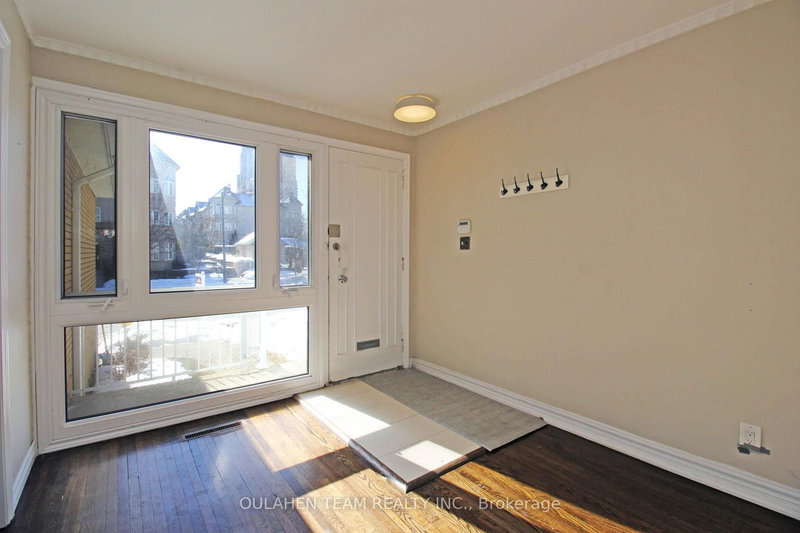 58 Avondale Ave, Toronto, M2N 2T9 | Image 2