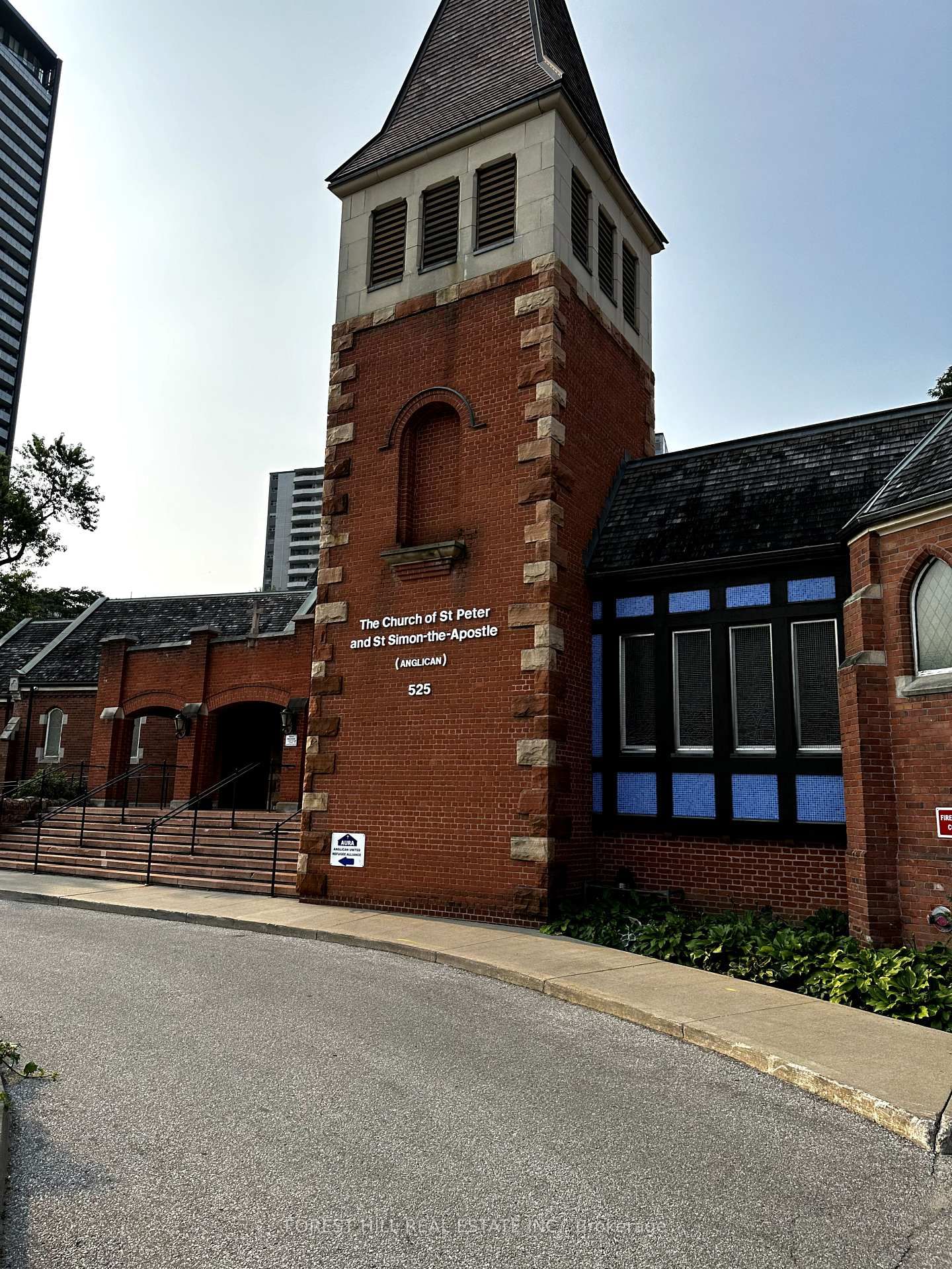 525 Bloor Street E, Unit Lower
