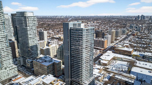 315 - 125 Redpath Avenue