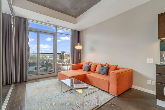 314 - 70 Distillery Lane