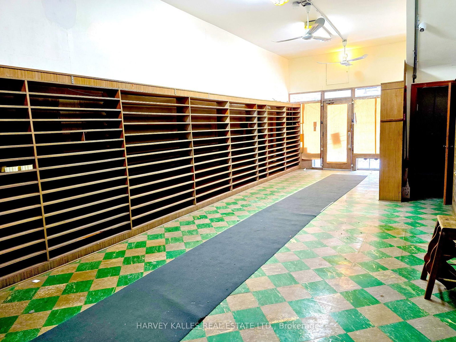 750 Queen Street W - Photo 4