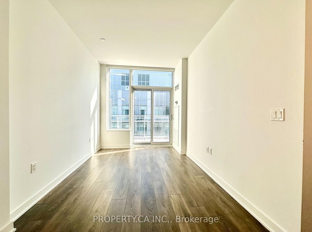 PH06 - 99 Broadway Avenue