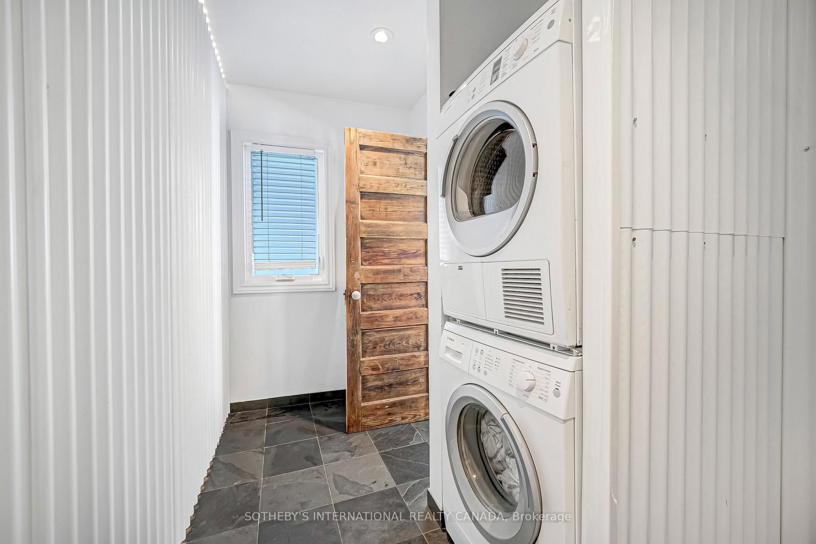 391 Ontario Street, Unit Ground - Photo 17