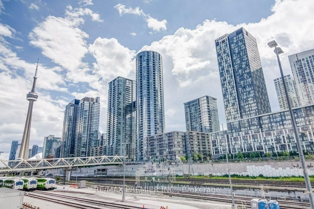 560 Front Street W, Unit 414 - Photo 39