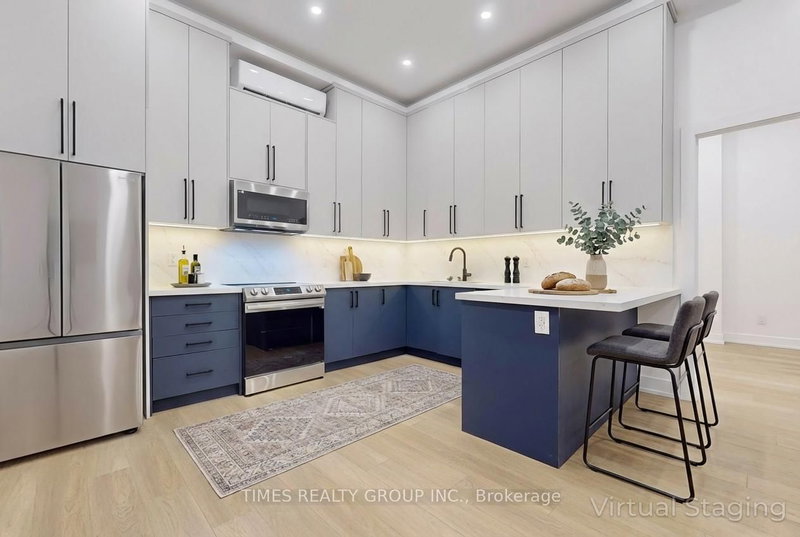 71 Gloucester St, Toronto, M4Y 2E5 | Image 3