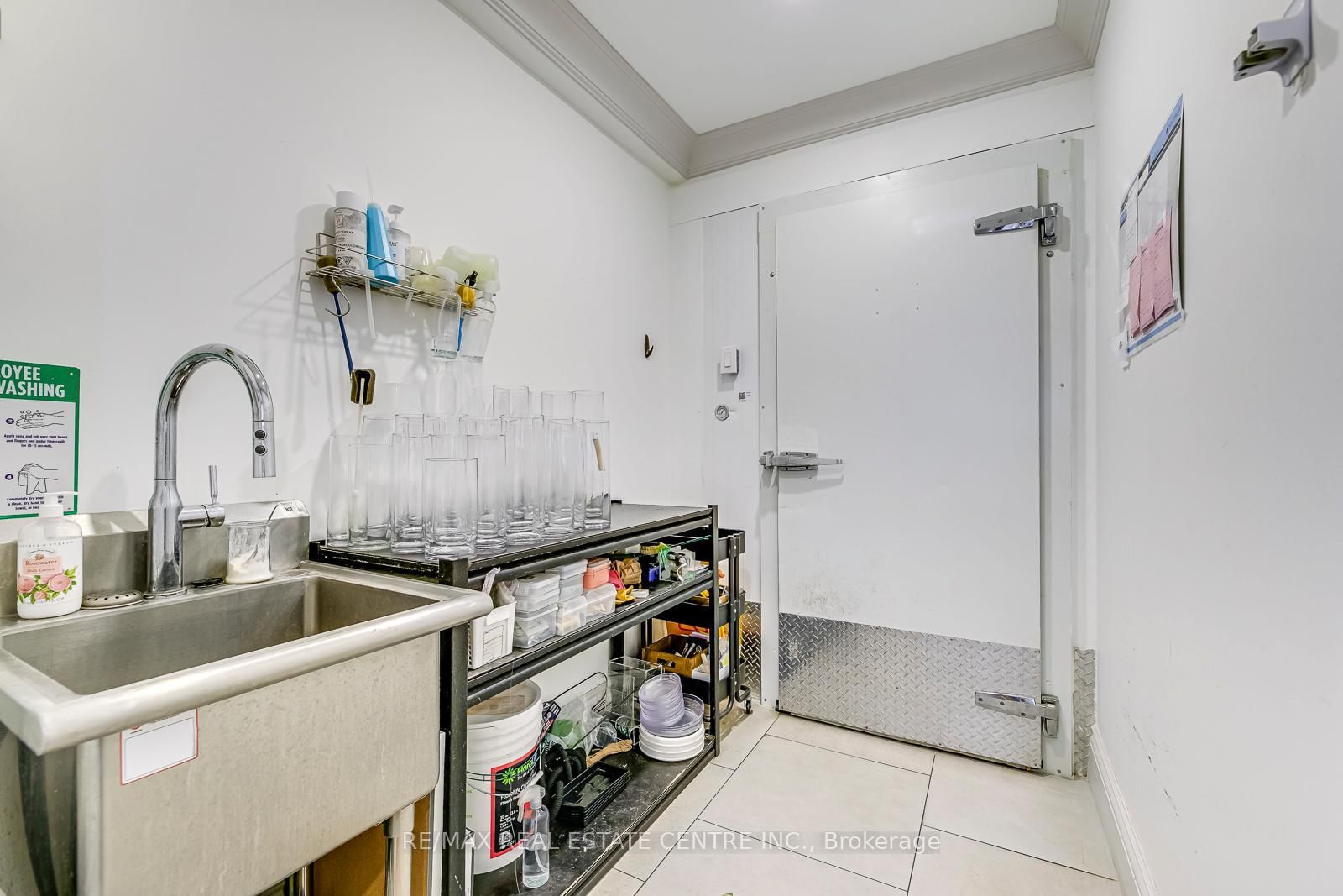 569 Crawford Street - Photo 8