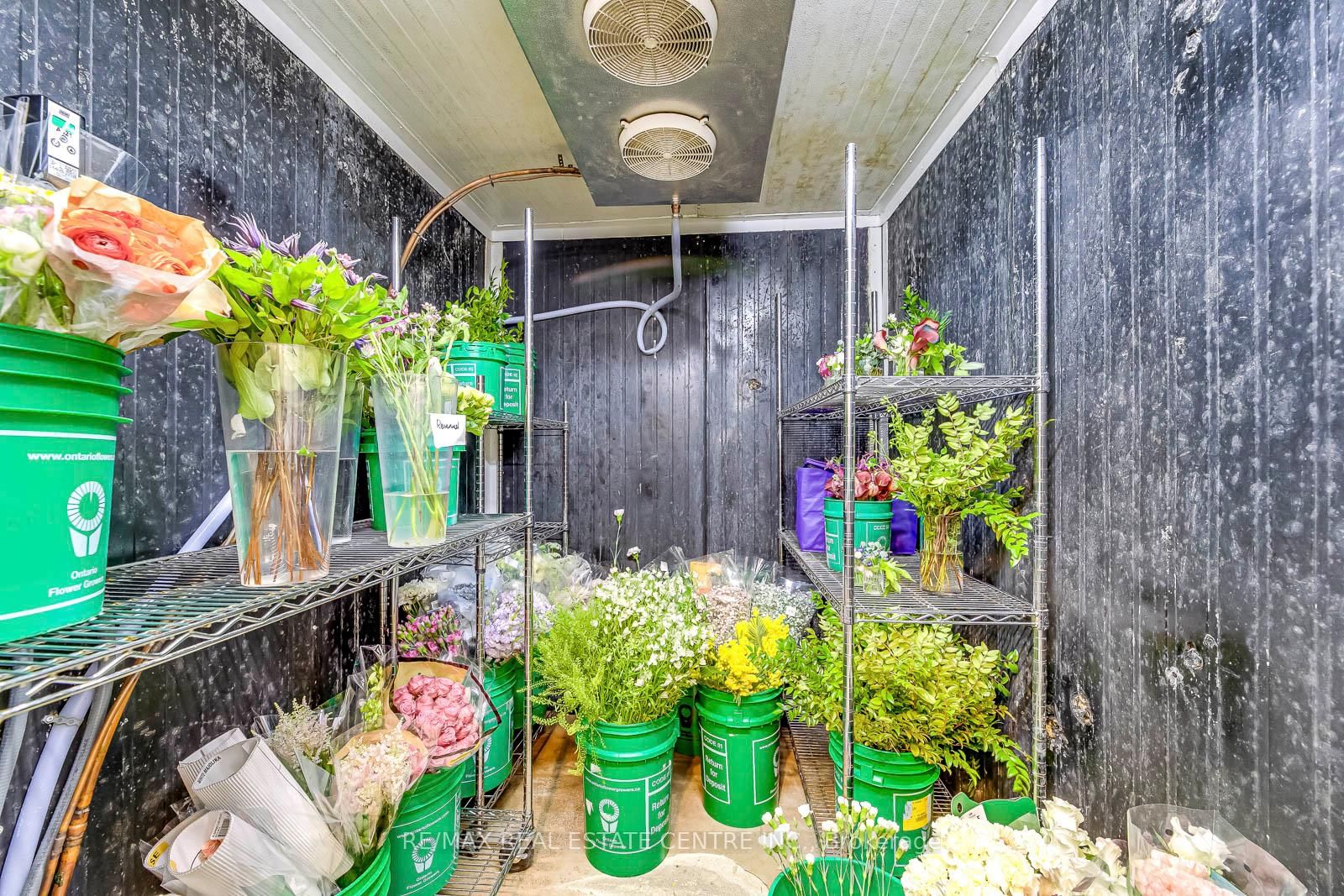 569 Crawford Street - Photo 9