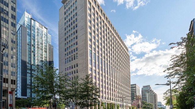 607 - 111 St. Clair Avenue W