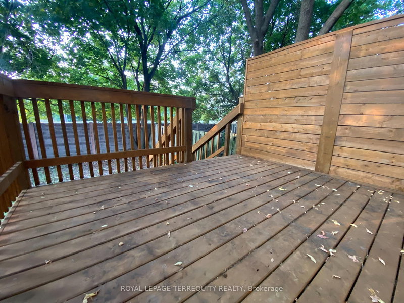 28 Festival Dr, Toronto, M2R 3V1 | Image 3