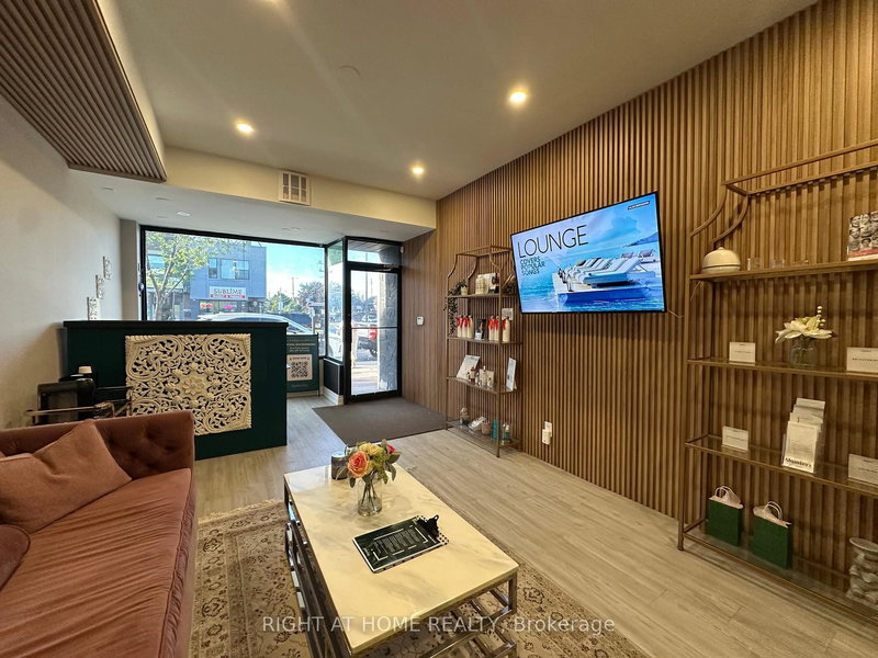 1639 Eglinton Ave W, Toronto, M6E 2H1 | Image 3