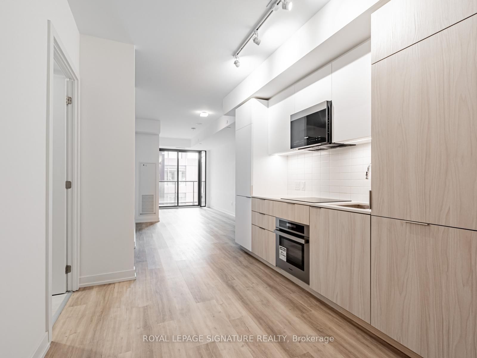 28 Eastern Avenue, Unit LPH-01 - Photo 8