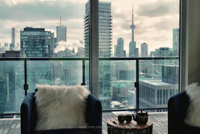 3703 - 955 Bay Street