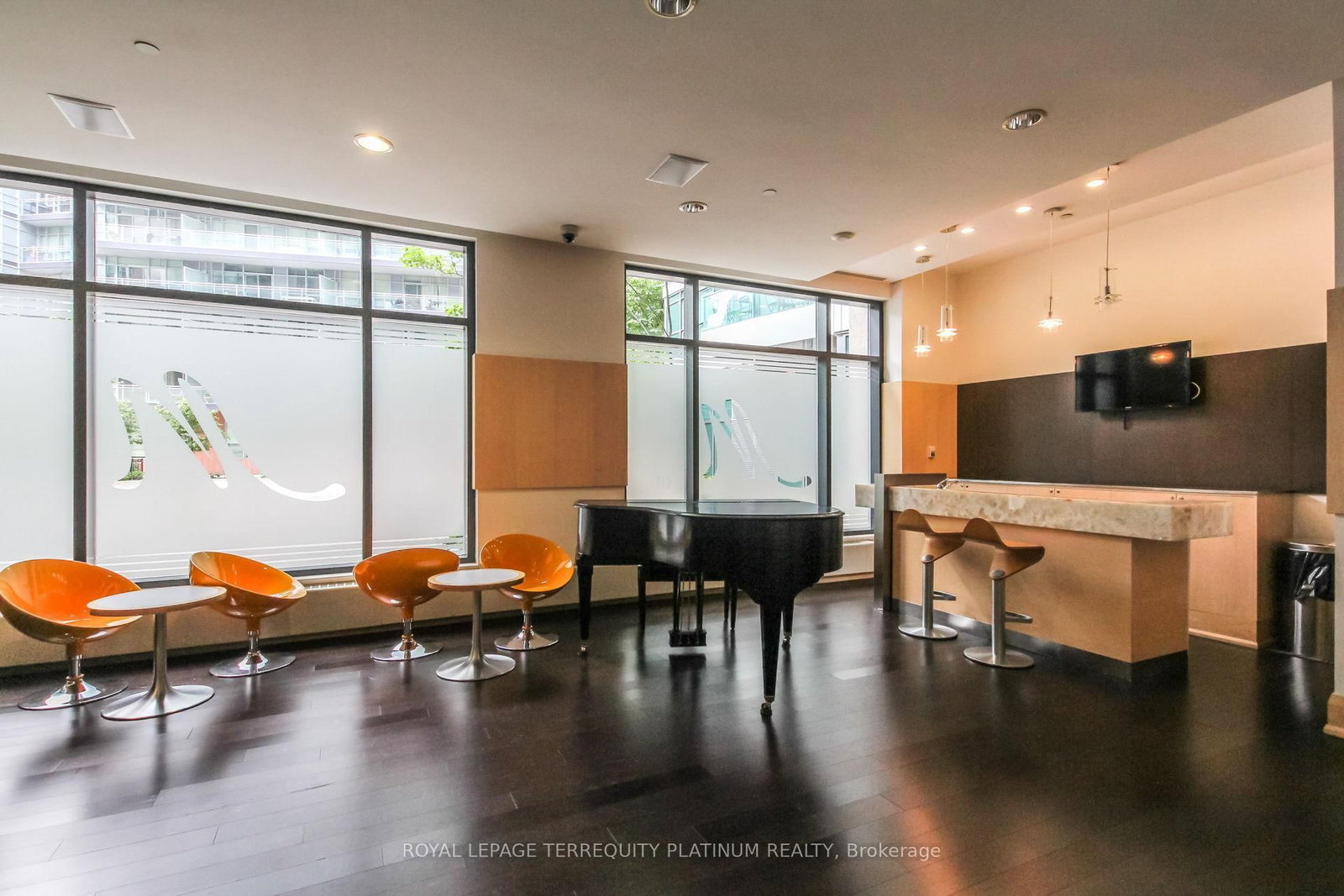 Condo for sale at 727-600 Fleet Street, Toronto, Ontario, M5V 1B7 - Niagara - MLS: C12766992