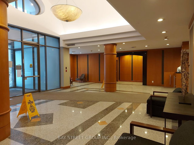 1111 - 256 Doris Avenue