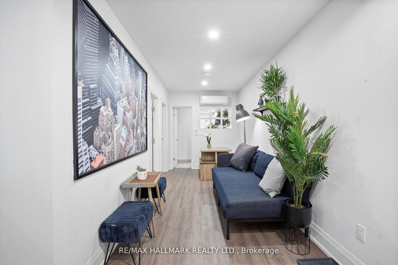 12 - 595 St Clair Ave W, Toronto, M6C 1A3 | Image 2