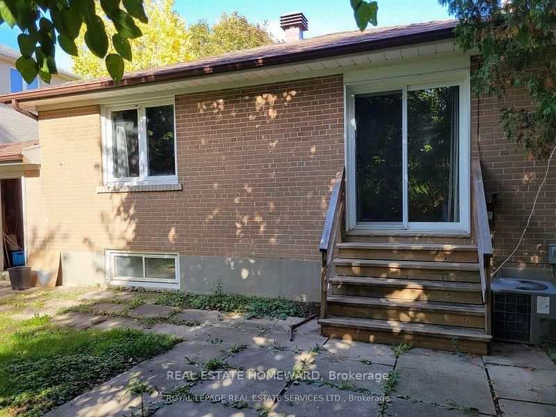 MAIN - 267 Homewood Ave, Toronto, M2R 2N4 | Image 2