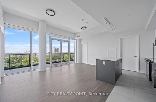 1101 - 664 Spadina Avenue