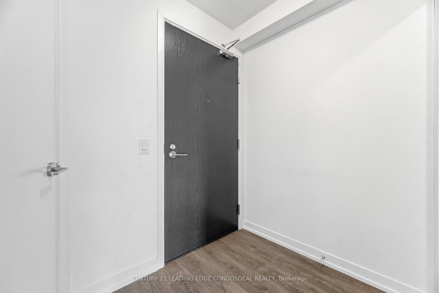 219 Dundas Street E, Unit 808 - Photo 8