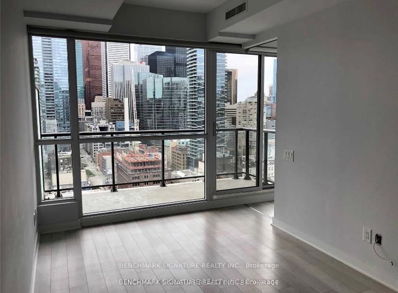 2009 - 290 Adelaide St W, Toronto, M5V 1P6 | Image 3