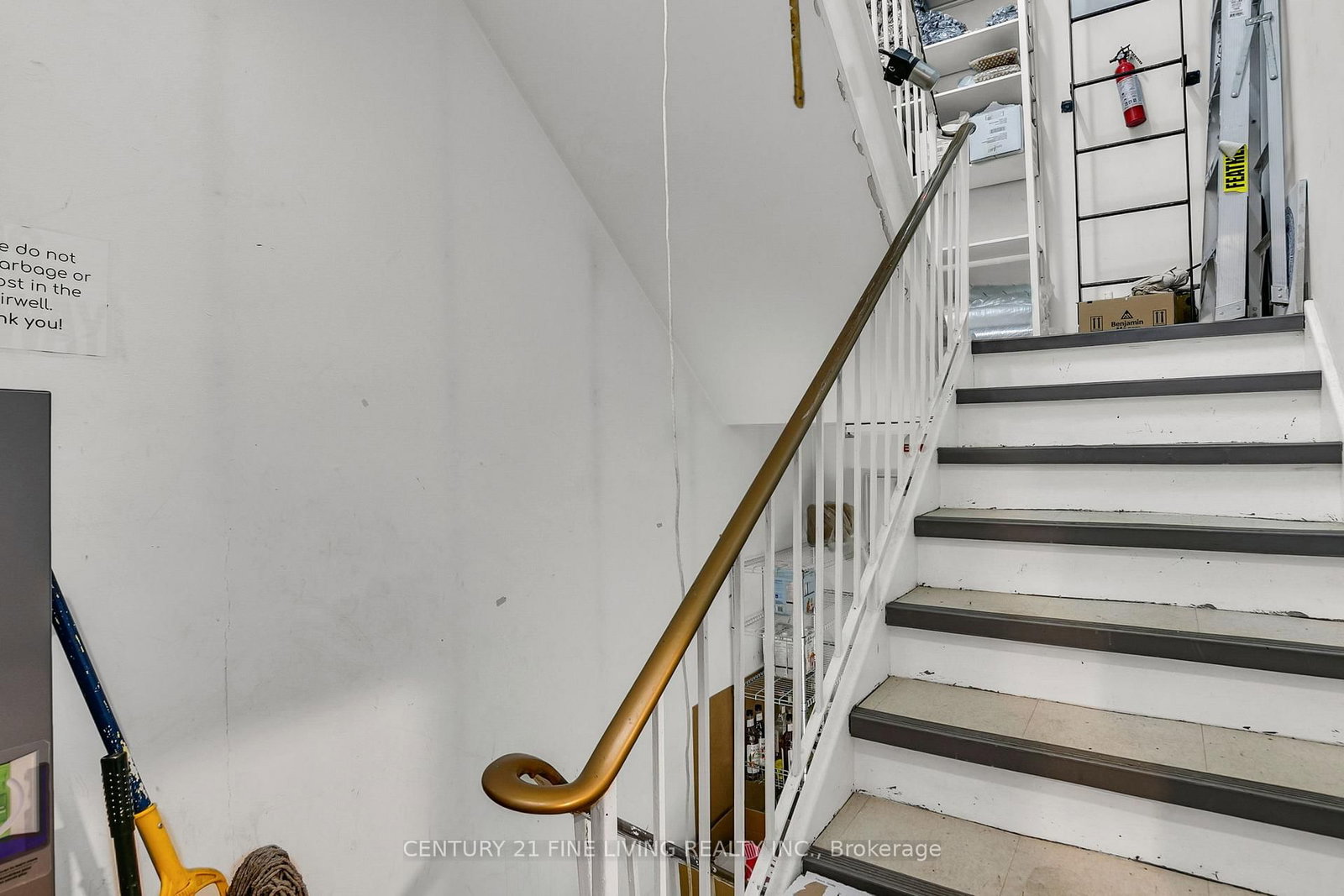 81 Huron Street - Photo 17