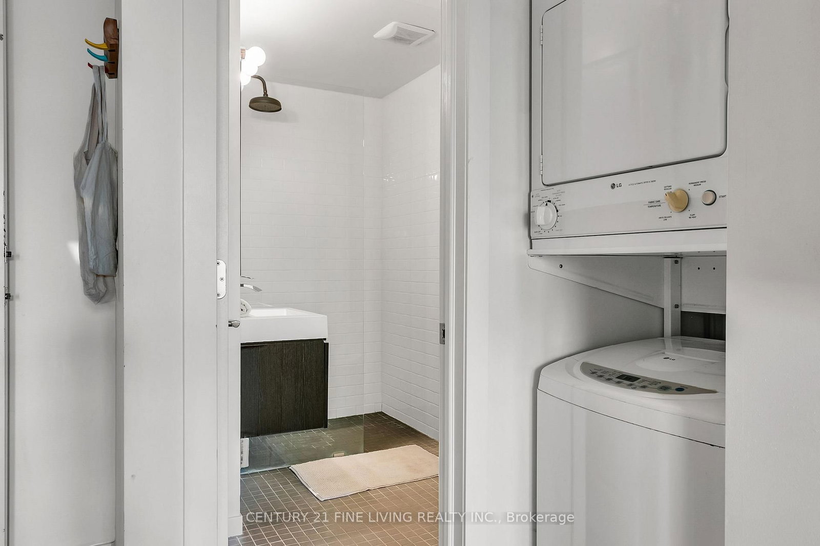 81 Huron Street - Photo 36