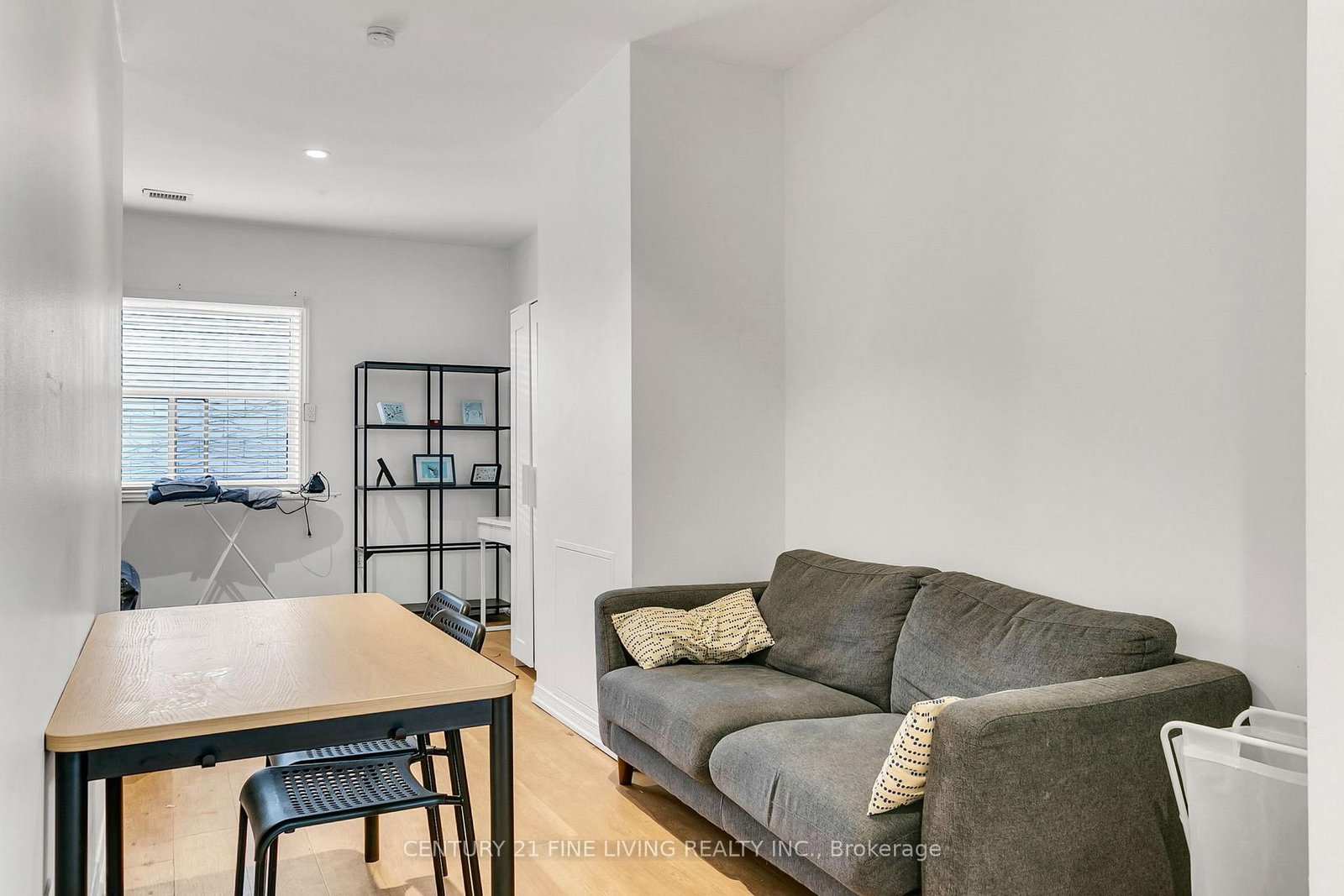 81 Huron Street - Photo 41