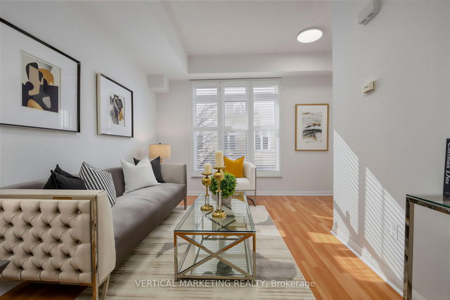 th9 - 98 Carr Street