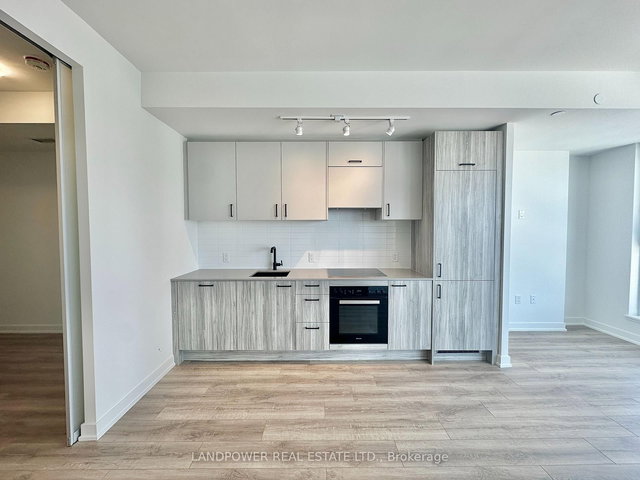 1110 - 1 QUARRINGTON Lane