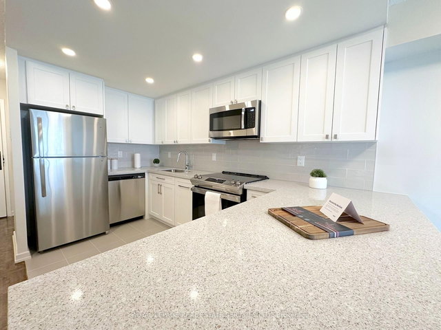 606 - 17 Brookbanks Drive