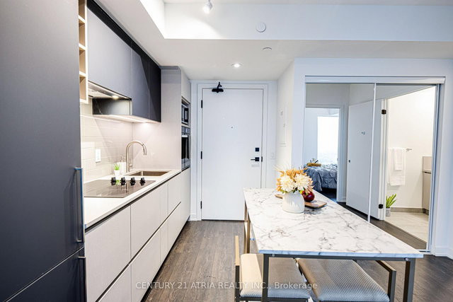 5011 - 319 Jarvis Street