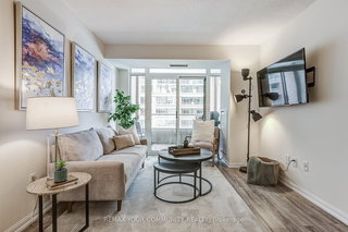 901 - 75 East Liberty Street