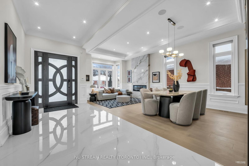 108 Abitibi Ave, Toronto, M2M 2V6 | Image 2