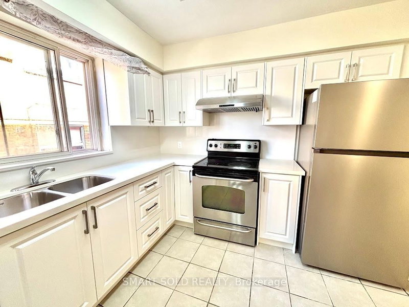 2 - 65 Garthdale Crt, Toronto, M3H 5P7 | Image 2