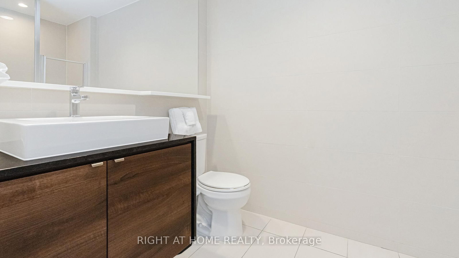 Condo for sale at 317-121 McMahon Drive, Toronto, Ontario, M2K 0C1 - Bayview Village - MLS: C12772532