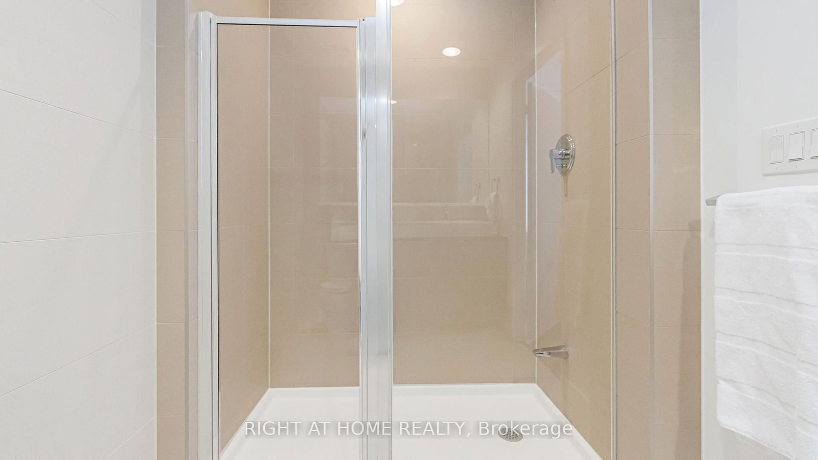 Condo for sale at 317-121 McMahon Drive, Toronto, Ontario, M2K 0C1 - Bayview Village - MLS: C12772532